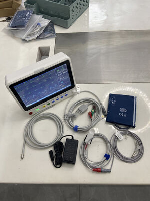 Monitor de ECG Médico de 10 polegadas portátil de Ambulância Multi-Parametros de Cuidados Críticos Monitor Cardíaco Portátil