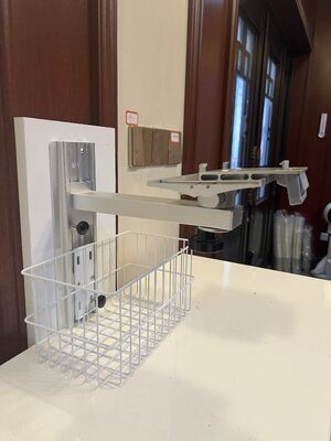 Bracket de montagem de parede de metal ajustável em altura para braço de suporte do monitor do paciente na enfermaria do hospital