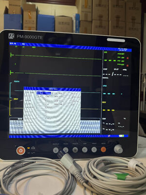 Monitor portátil de pacientes multiparâmetros com tela LCD colorida de 15 polegadas com carrinho / suporte de parede montável e design leve de 5 kg
